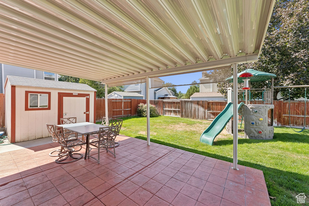 8526 S NUTWOOD CIR Sandy, UT 84094
