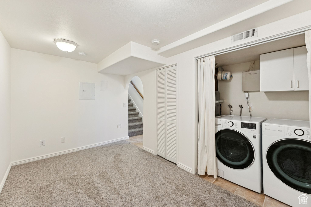 8526 S NUTWOOD CIR Sandy, UT 84094