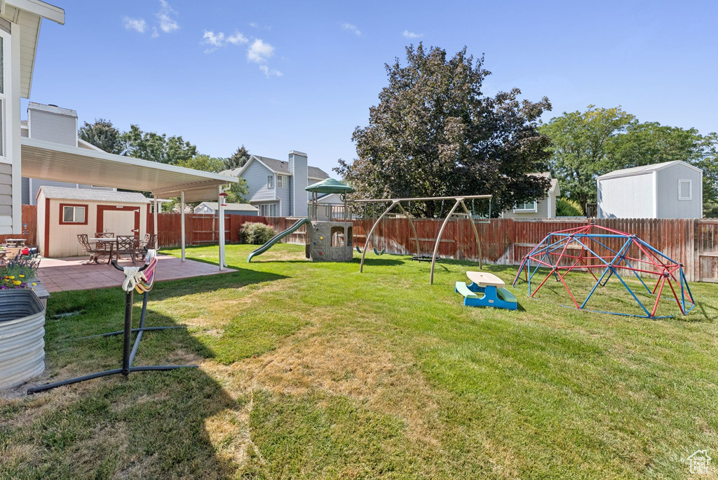 8526 S NUTWOOD CIR Sandy, UT 84094