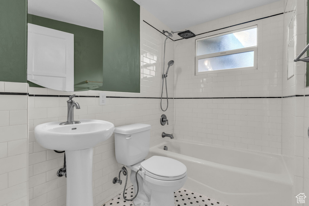 82 S LINCOLN AVE American Fork, UT 84003