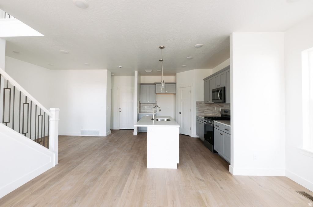 1447 W SKYLINE DR #913 Saratoga Springs, UT 84045