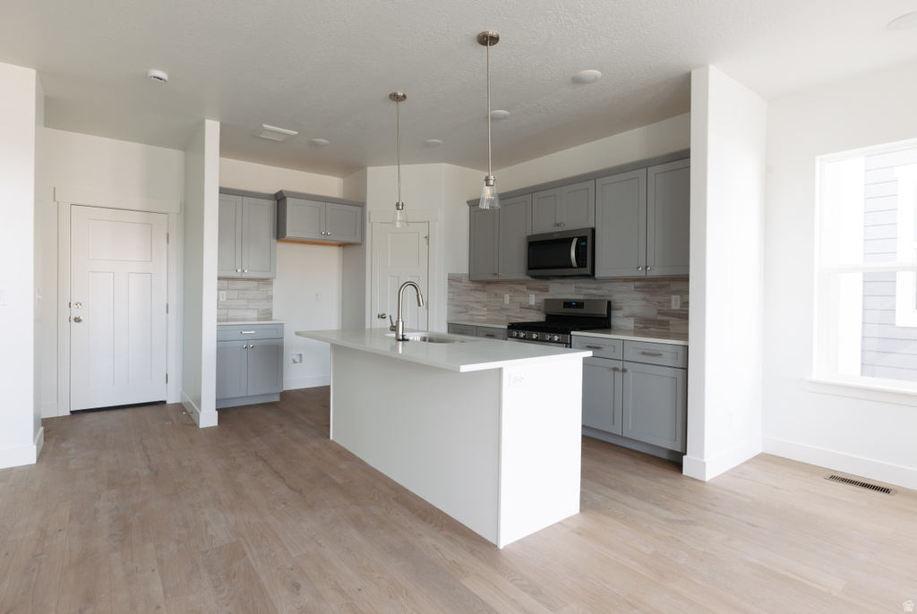 1447 W SKYLINE DR #913 Saratoga Springs, UT 84045