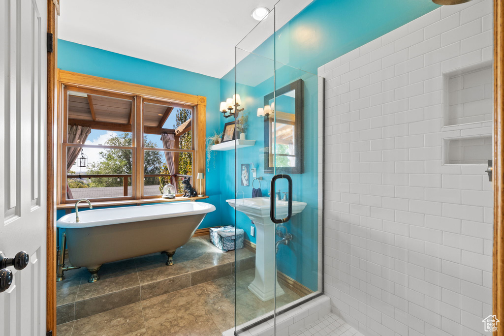 Photo 17 for MLS #2111245 at 377 N Center St