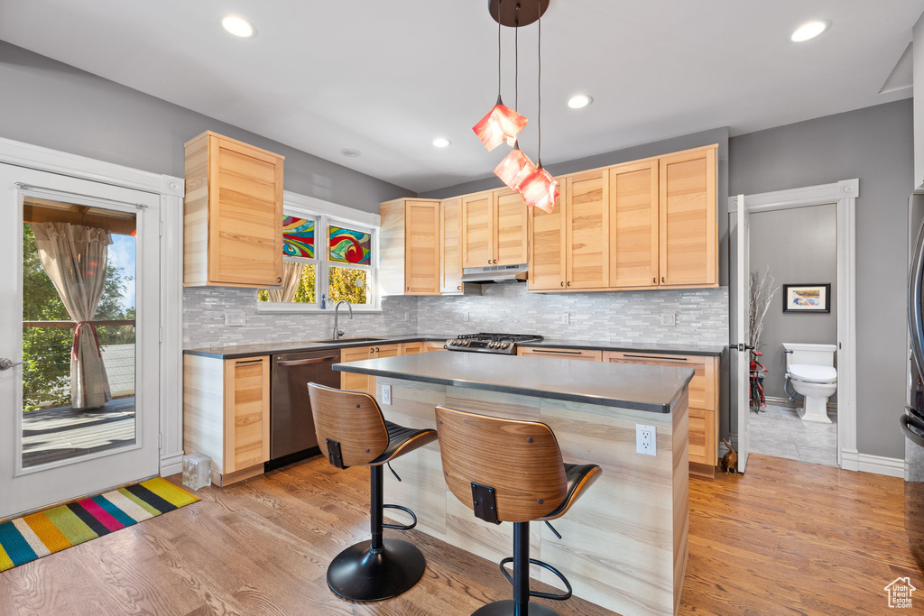 Photo 9 for MLS #2111245 at 377 N Center St