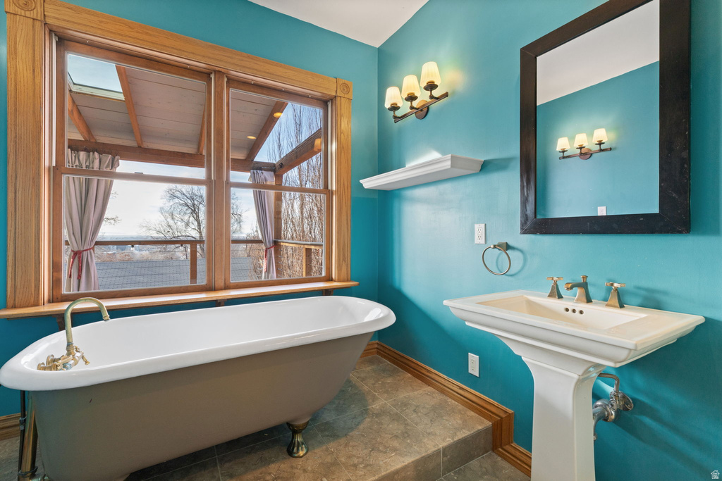 377 N CENTER ST Salt Lake City, UT 84103