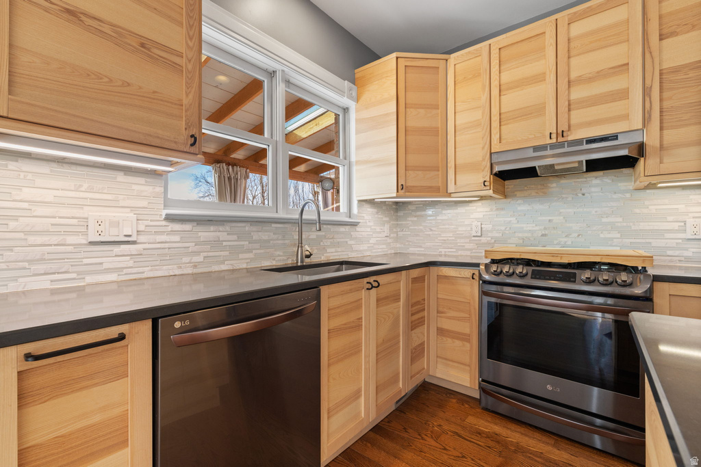 377 N CENTER ST Salt Lake City, UT 84103