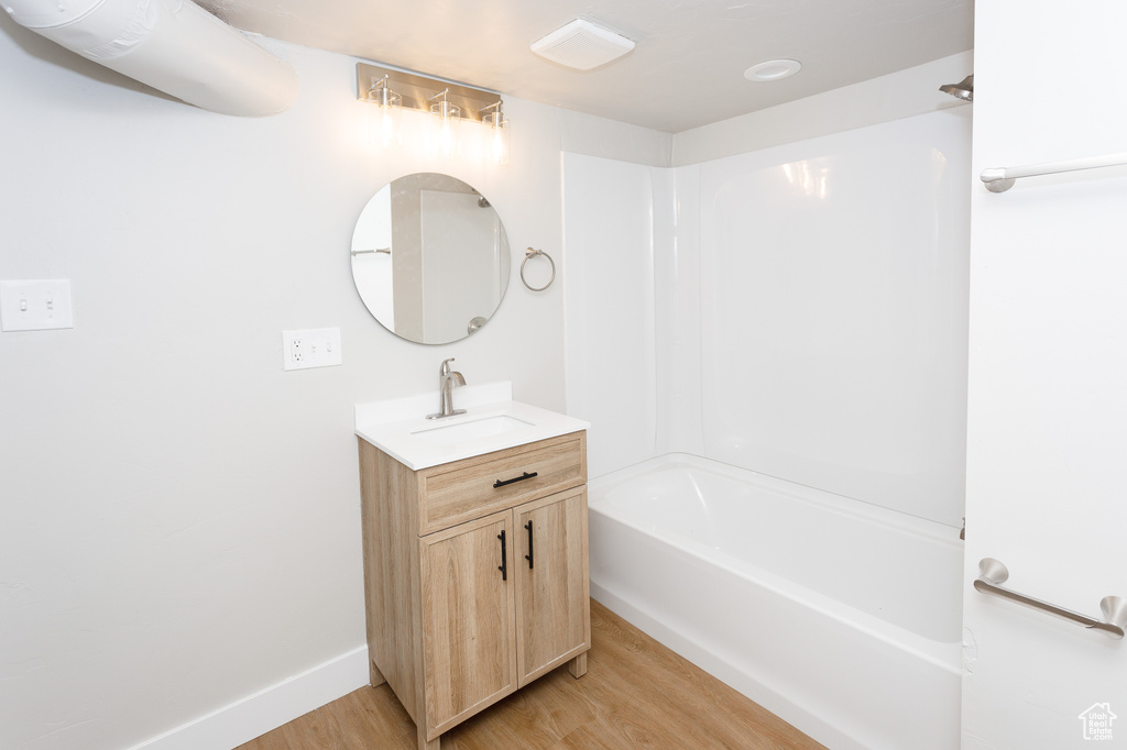 Photo 12 for MLS #2111250 at 440 N 200 East