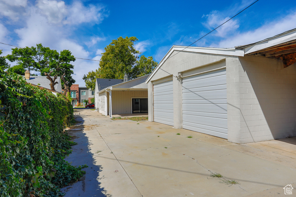 Photo 17 for MLS #2111250 at 440 N 200 East