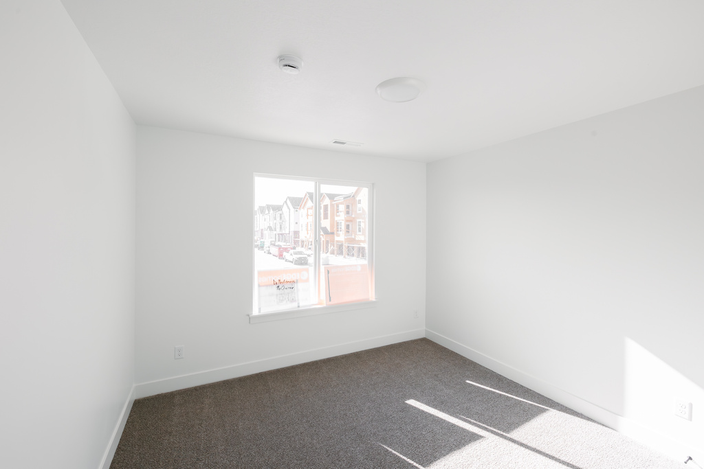 1441 W SKYLINE DR #915 Saratoga Springs, UT 84045