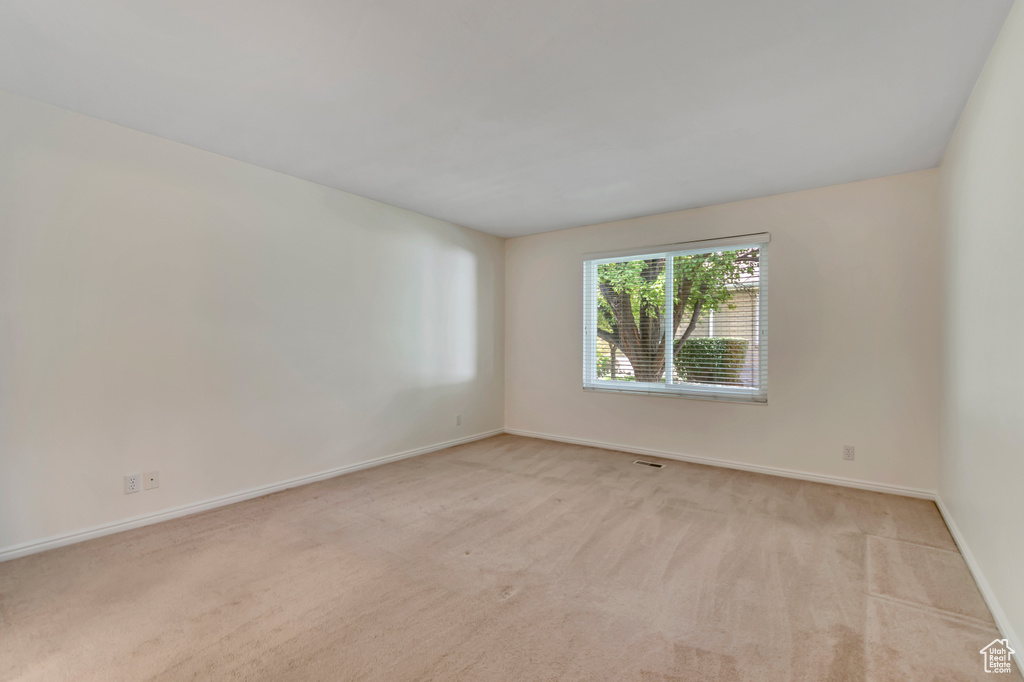 1456 W CORNERSTONE DR South Jordan, UT 84095