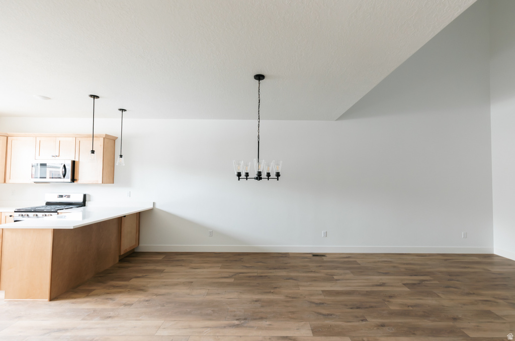 1459 W SKYLINE DR #910 Saratoga Springs, UT 84045