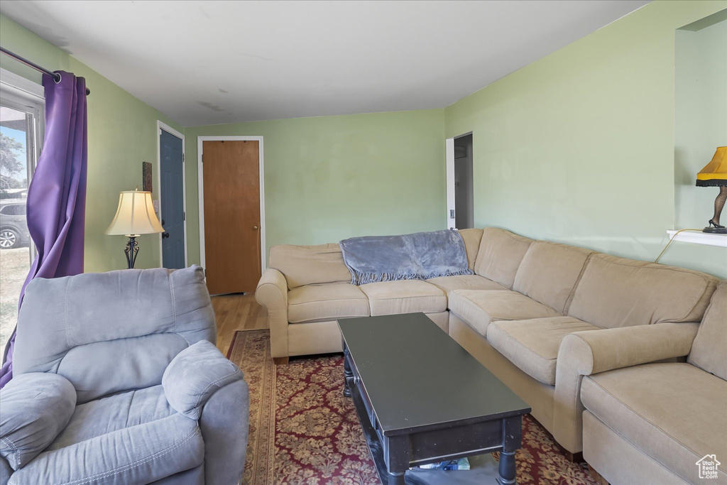 3337 S PEARCE DR West Valley City, UT 84119