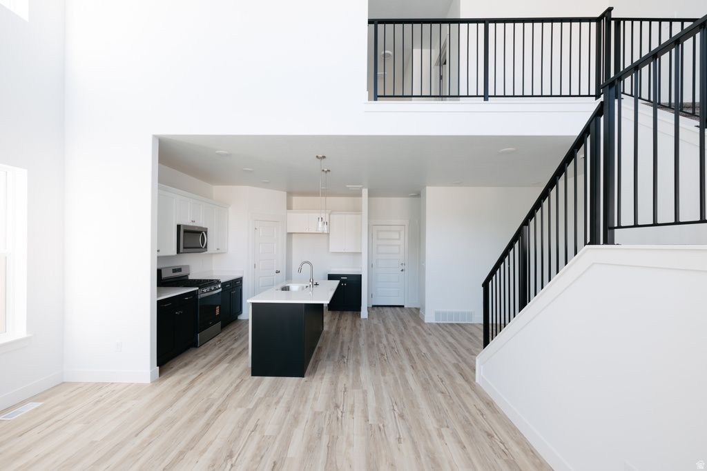 1451 W SKYLINE DR #912 Saratoga Springs, UT 84045