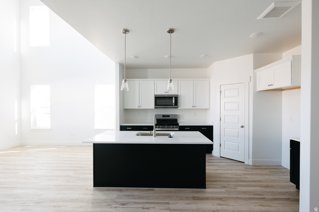 1451 W SKYLINE DR #912 Saratoga Springs, UT 84045