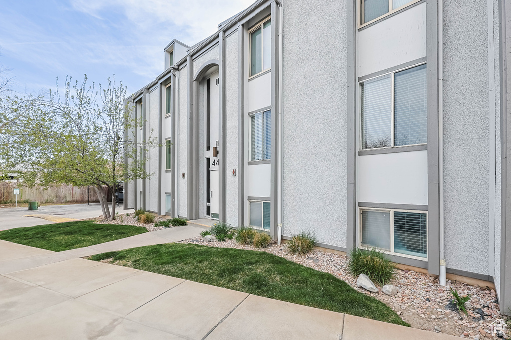 440 E CREEKSIDE CIR #D Murray, UT 84107