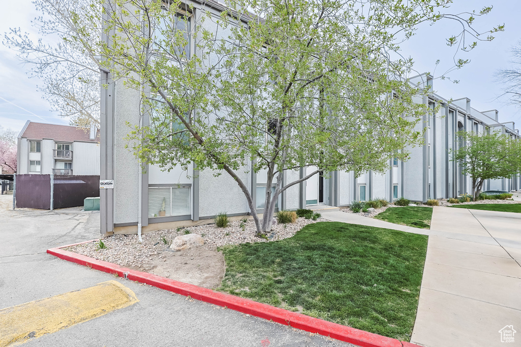 440 E CREEKSIDE CIR #D Murray, UT 84107