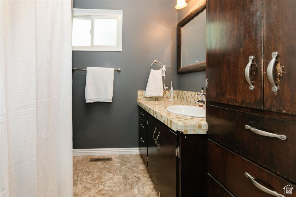 885 W 300 N Hyrum, UT 84319