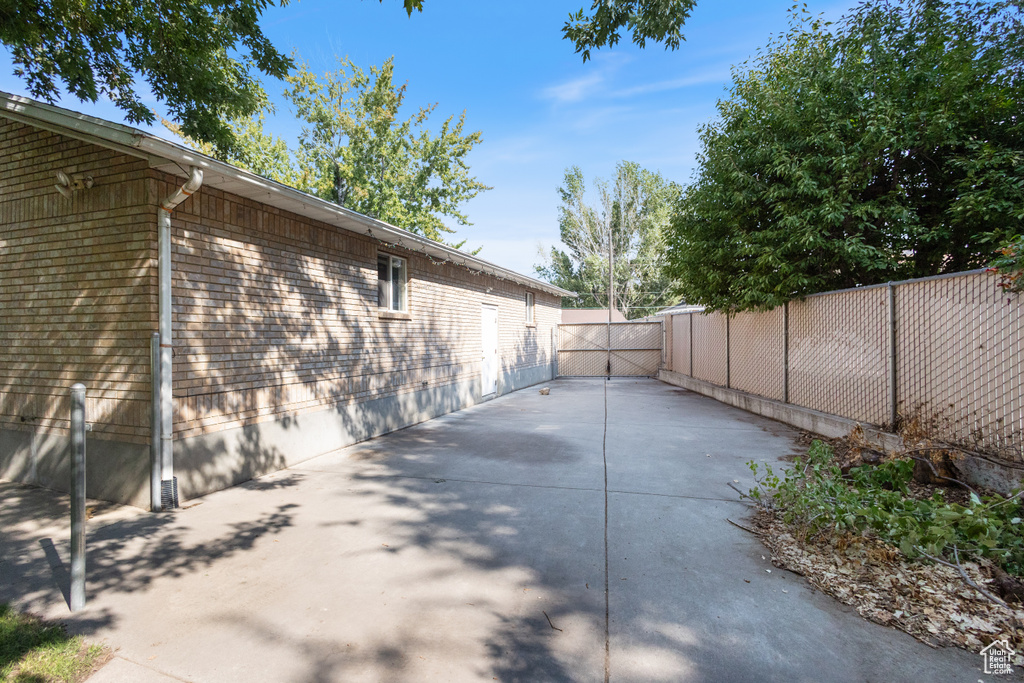 Photo 32 for MLS #2111320 at 523 W 100 South