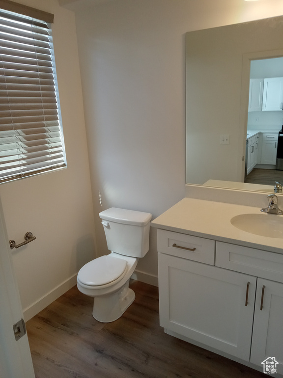 Photo 6 for MLS #2111334 at 238 W Paramount Ave #102