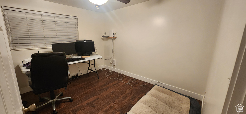 4533 S KNIGHTSBRIDGE RD Taylorsville, UT 84129