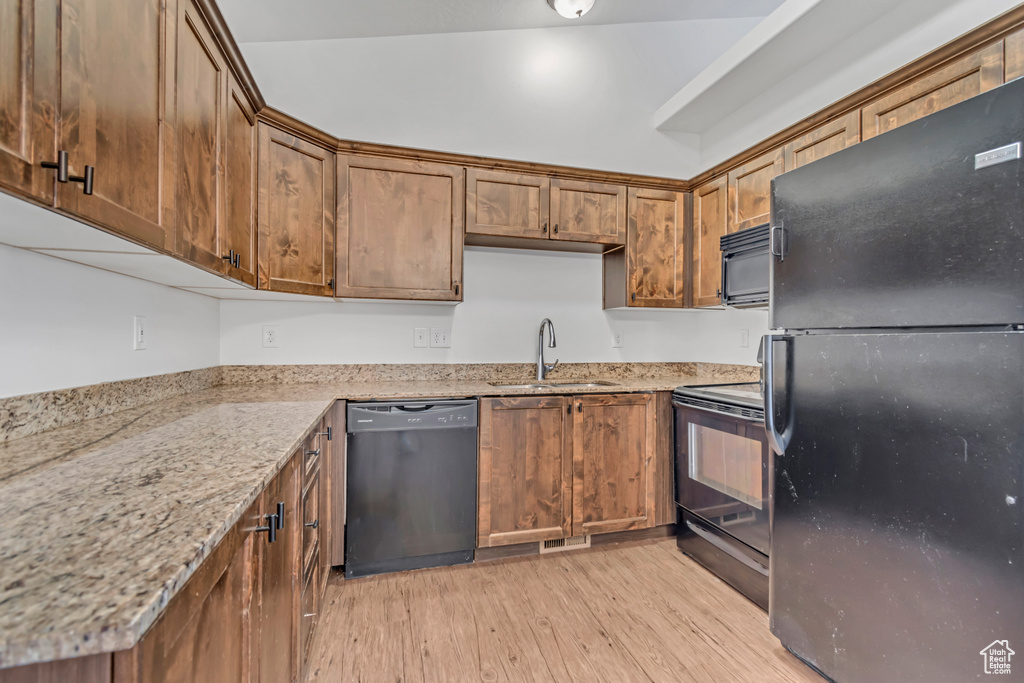 1843 E COSMOS DR #D5 Eagle Mountain, UT 84005