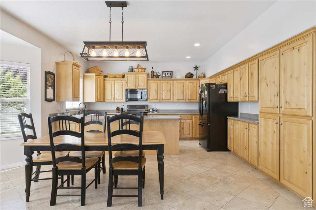 1424 S 400 E Kaysville, UT 84037