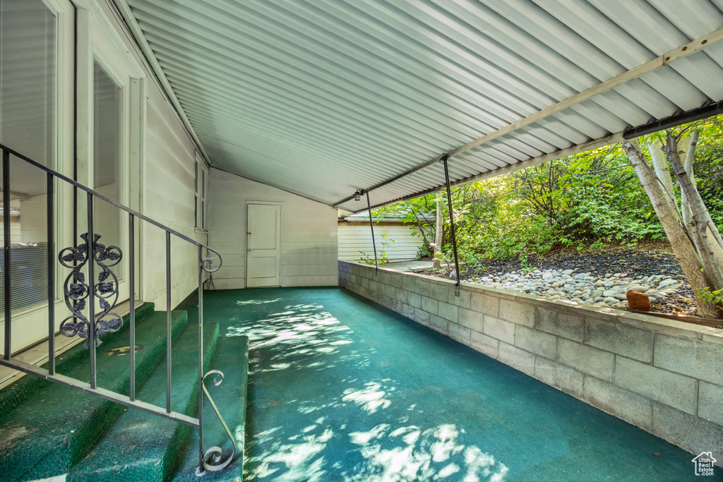 Photo 15 for MLS #2111349 at 965 E 39th St