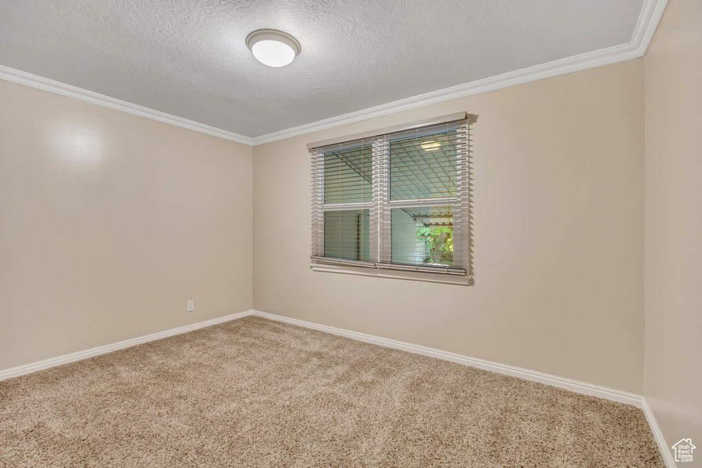 Photo 10 for MLS #2111349 at 965 E 39th St