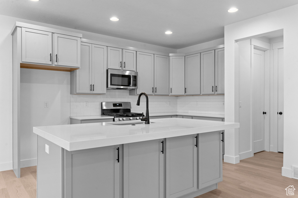 Photo 11 for MLS #2111353 at 3186 W 2600 North