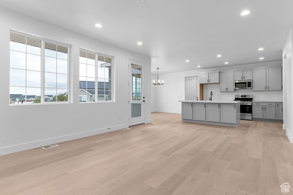 Photo 9 for MLS #2111353 at 3186 W 2600 North