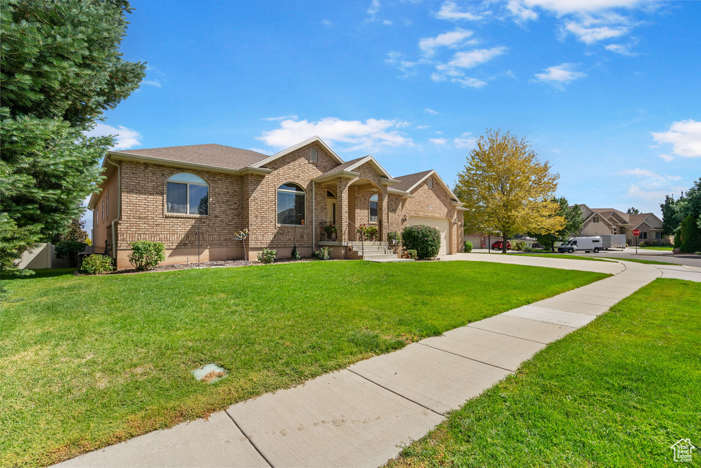 10027 S BIRDIE WAY South Jordan, UT 84009