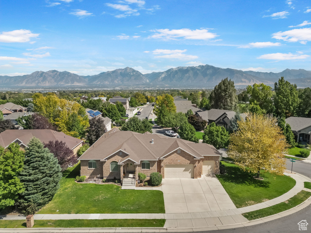 10027 S BIRDIE WAY South Jordan, UT 84009
