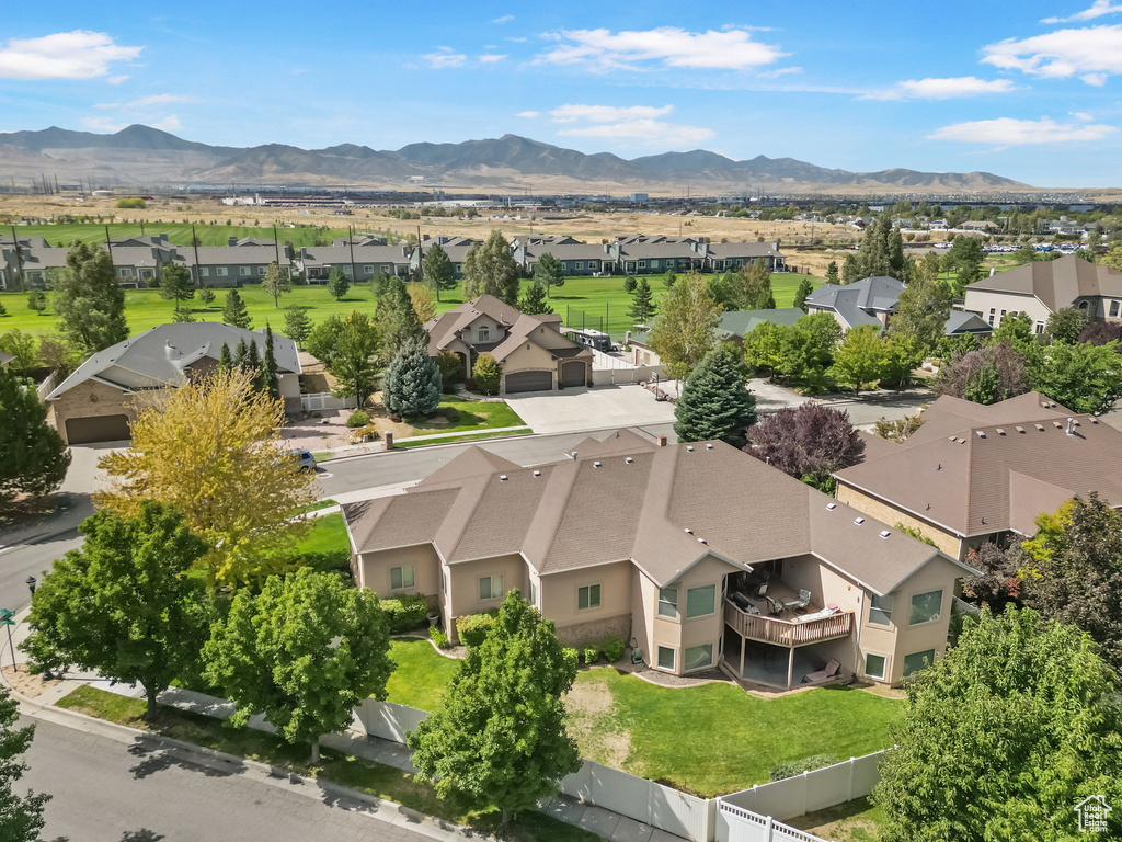 10027 S BIRDIE WAY South Jordan, UT 84009