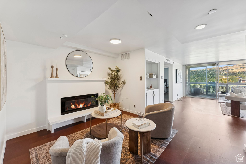 Photo 8 for MLS #2111359 at 515 S 1000 East #504