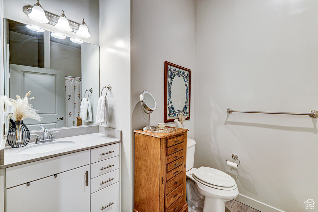 Photo 12 for MLS #2111361 at 1167 E Telegraph St #A-305