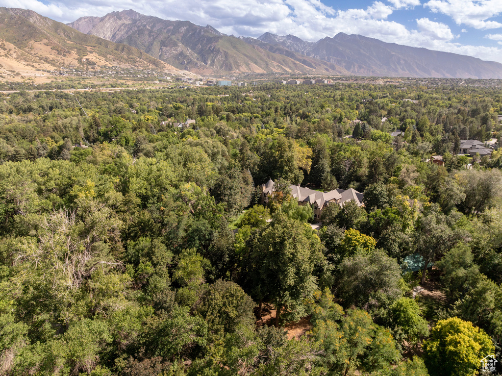 2318 E WALKER LN Holladay, UT 84117