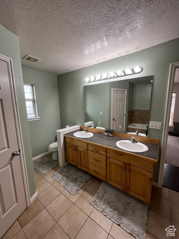 Photo 7 for MLS #2111372 at 207 S Stonegate Dr