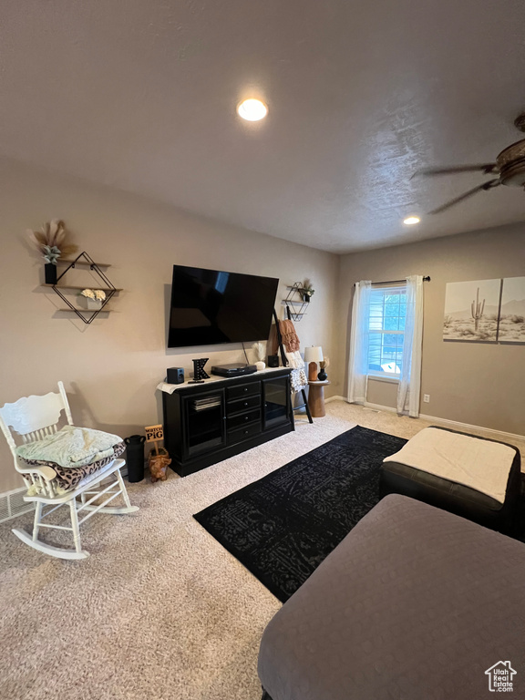 Photo 16 for MLS #2111372 at 207 S Stonegate Dr