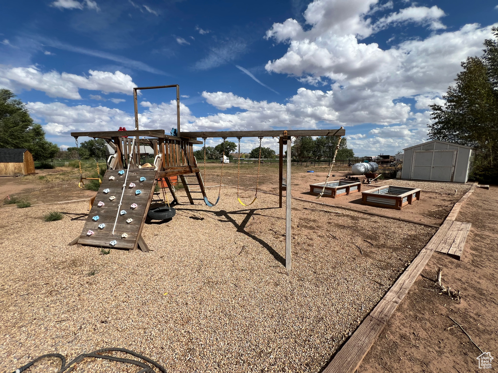 Photo 28 for MLS #2111372 at 207 S Stonegate Dr