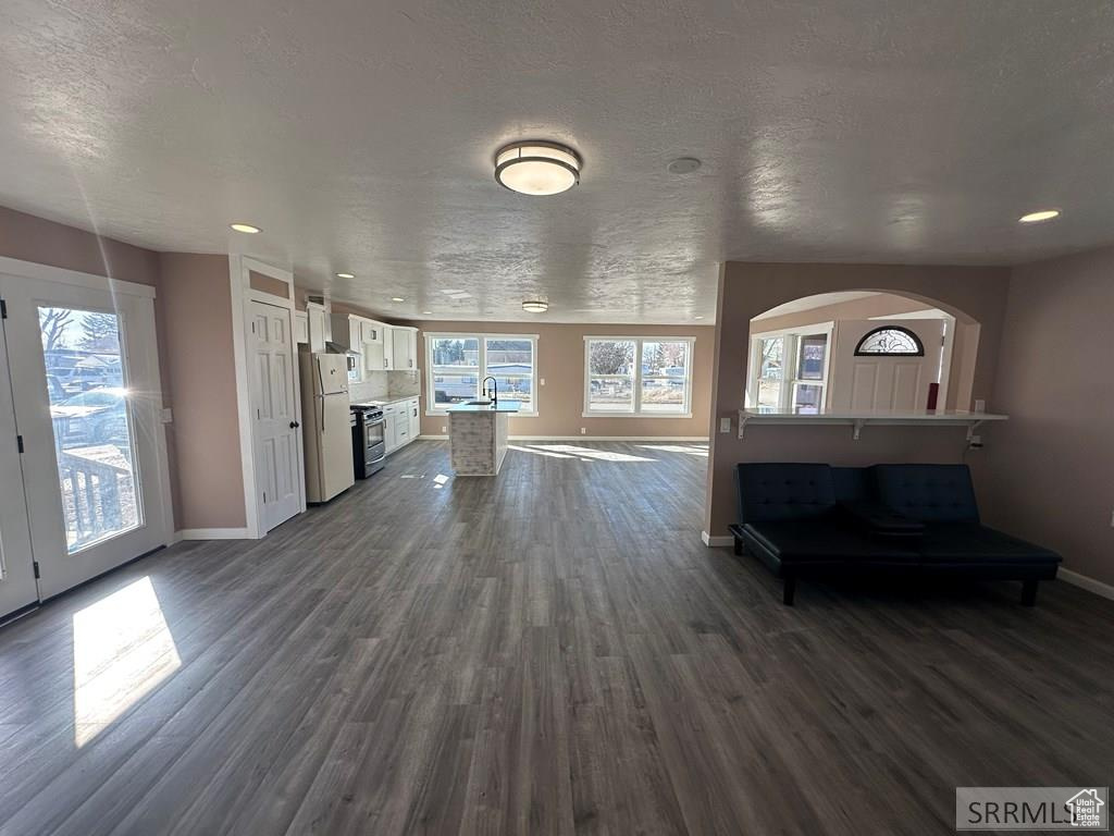 1181 FALLS AVE American Falls, ID 83211