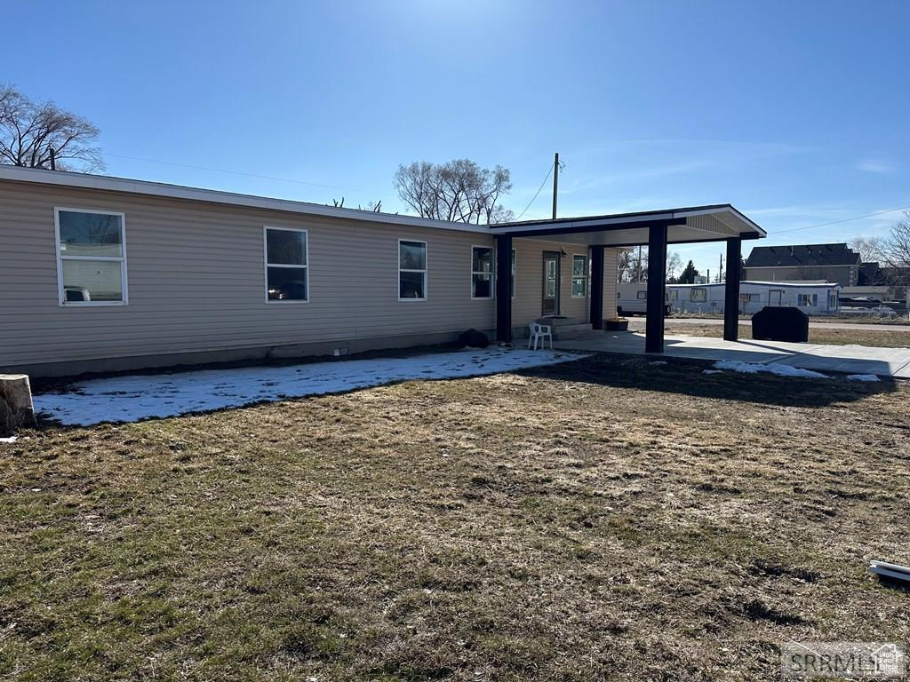 1181 FALLS AVE American Falls, ID 83211