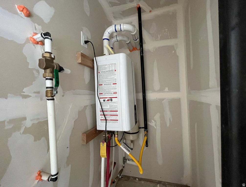 895 W HOBBLE CREEK CT #90 Springville, UT 84663