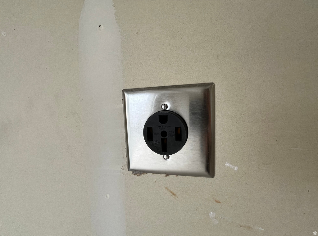 895 W HOBBLE CREEK CT #90 Springville, UT 84663