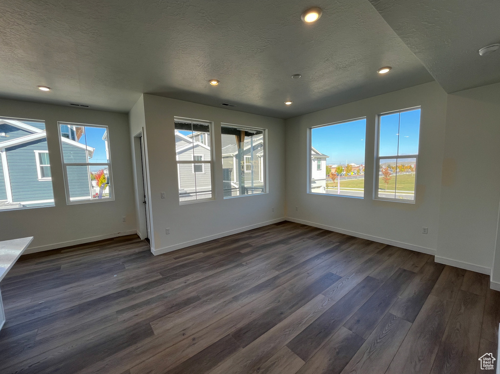 Photo 2 for MLS #2111375 at 895 W Hobble Creek Ct #90