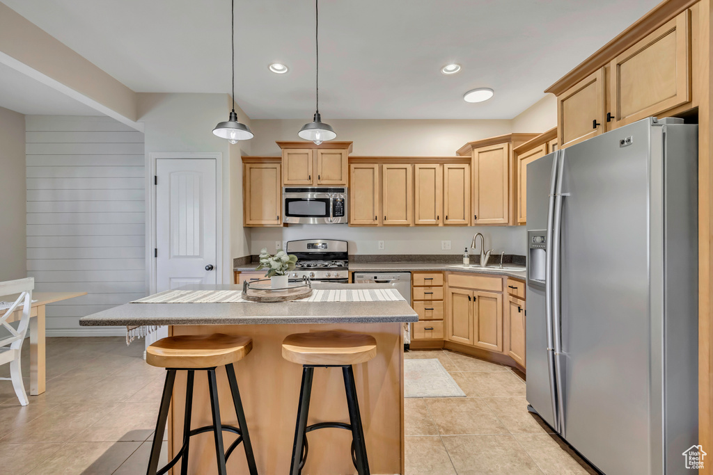981 W WILLOW BEND WAY Farmington, UT 84025