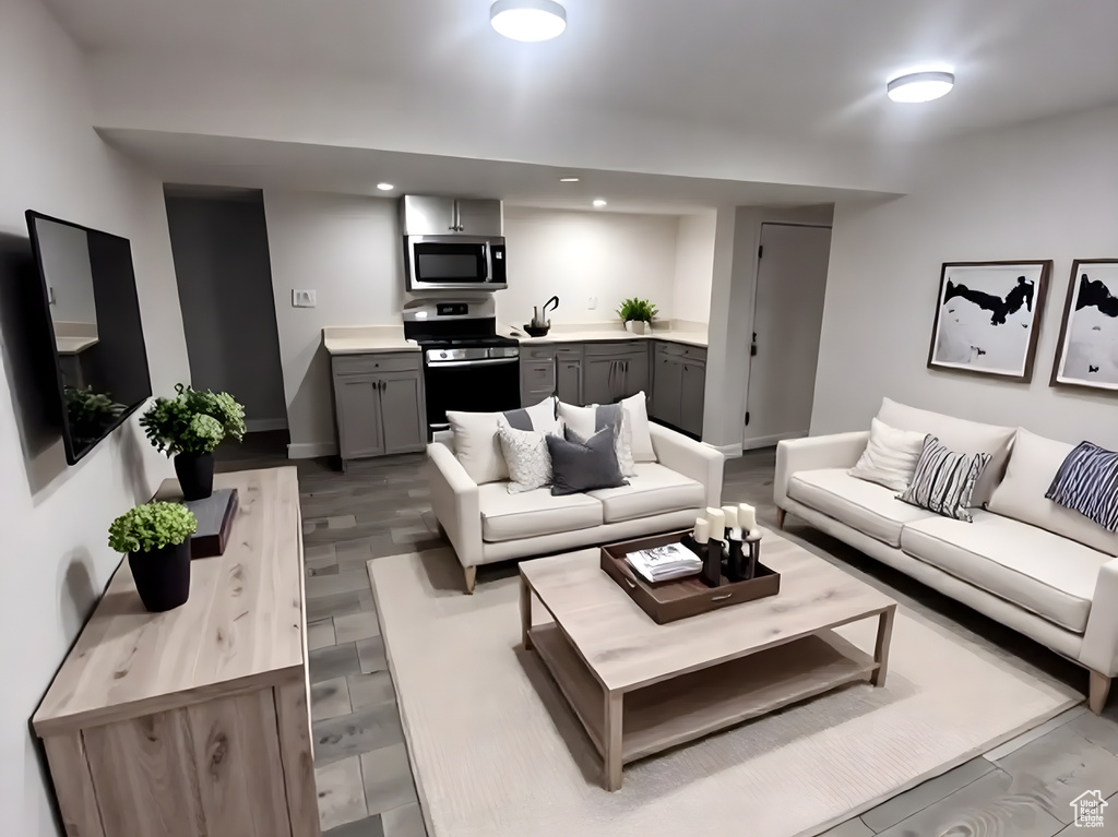 Photo 8 for MLS #2111380 at 1157 W Simondi Ave