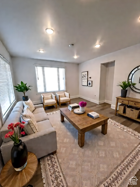 Photo 3 for MLS #2111380 at 1157 W Simondi Ave