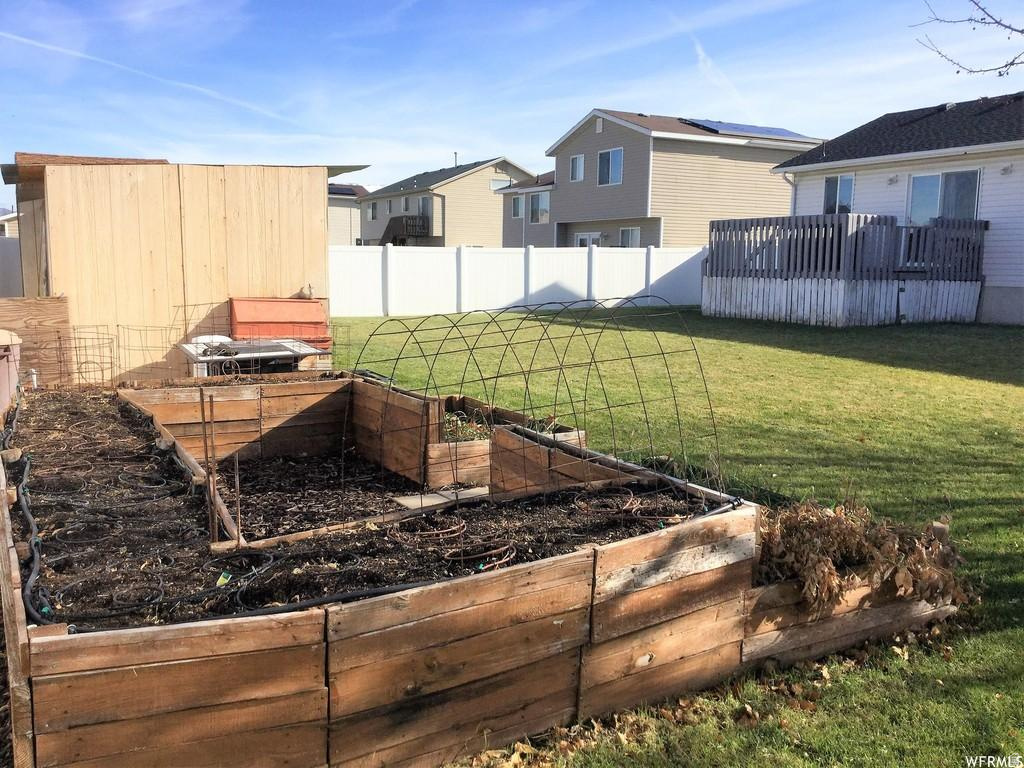 2164 W 2265 N Clinton, UT 84015