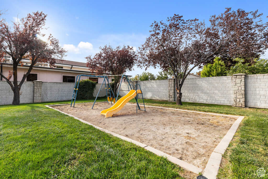 221 E FORT UNION BLVD Midvale, UT 84047