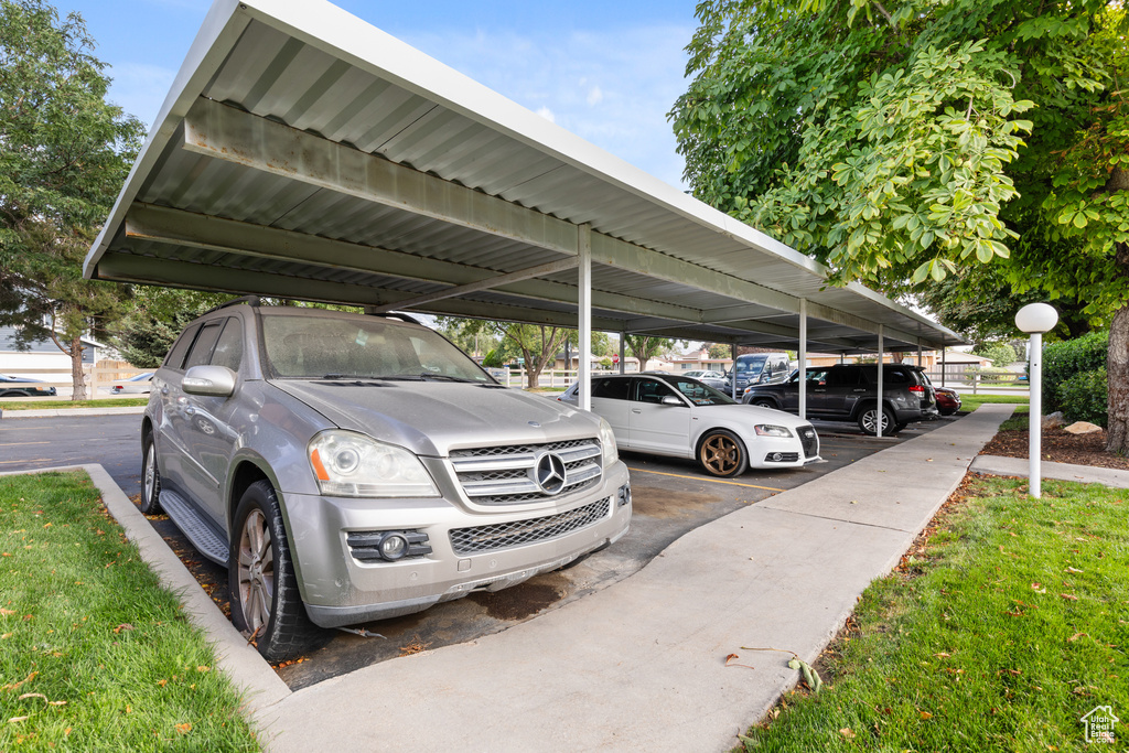 221 E FORT UNION BLVD Midvale, UT 84047